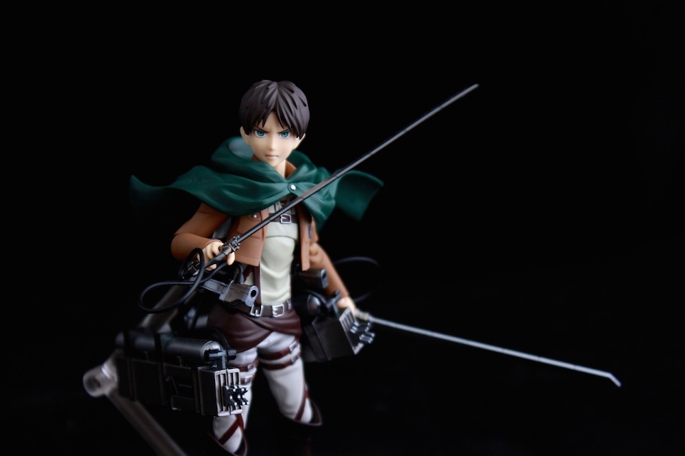 Eren still trying to be cool. 