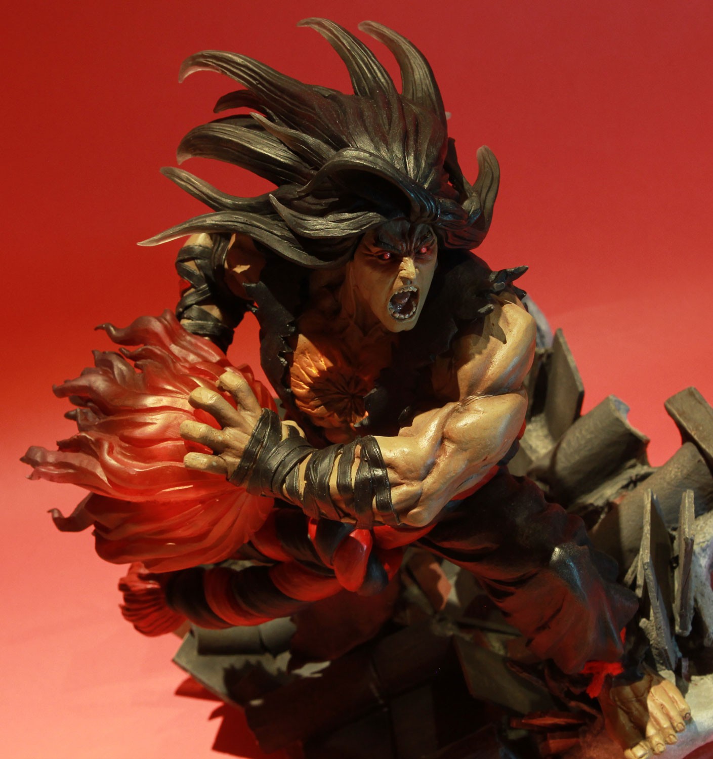 Street Fighter IV Oni Akuma 1/6 Scale Limited Edition Diorama