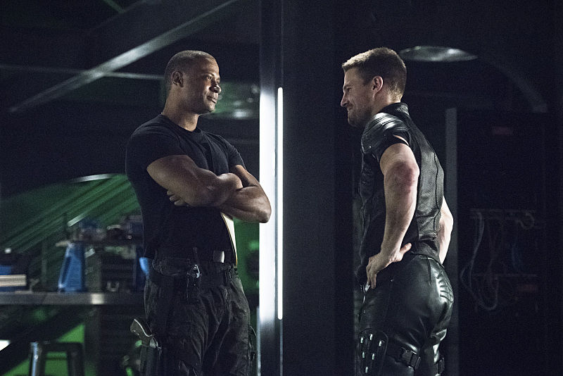 Arrow -- "Brotherhood" -- Image AR407A_0084b.jpg -- Pictured (L-R): David Ramsey as John Diggle and Stephen Amell as Oliver Queen -- Photo: Dean Buscher/The CW -- ÃÂ© 2015 The CW Network, LLC. All Rights Reserved.