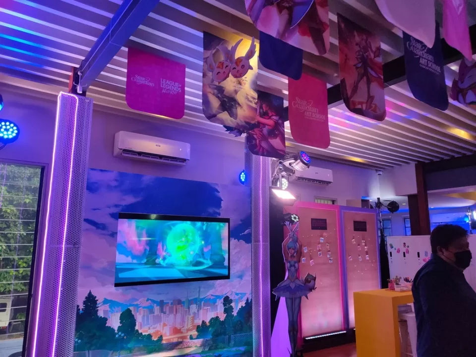 Star Guardian Art School Decor