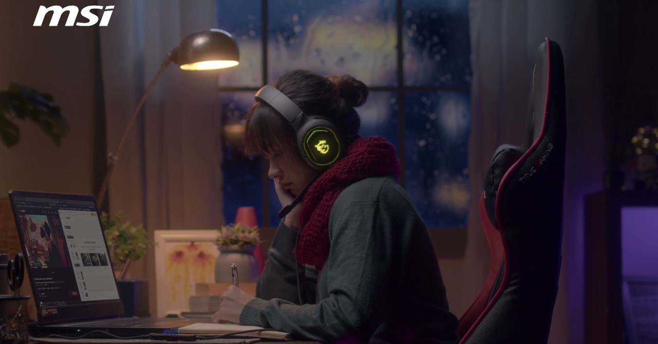 Lofi hip hop radio - beats to relax/study to' made in real life by MSI