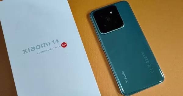 UnGeek Xiaomi 14 Review Cover 1