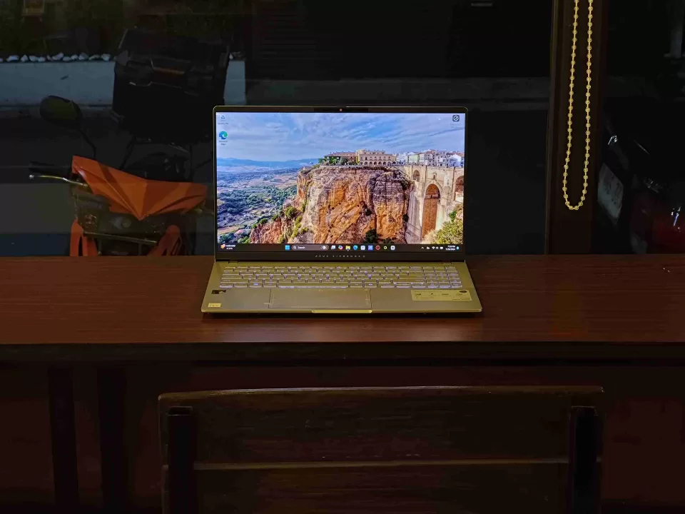 ASUS Vivobook S 15