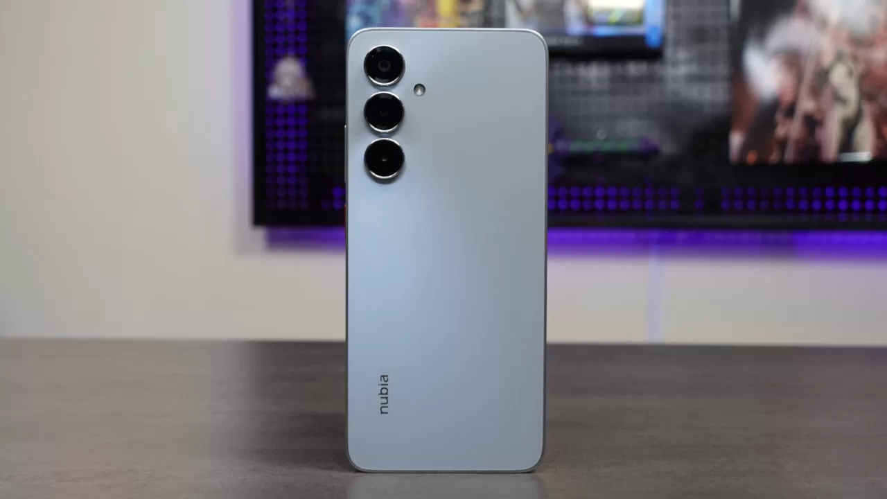 nubia V80 Max Review | Geek Lifestyle